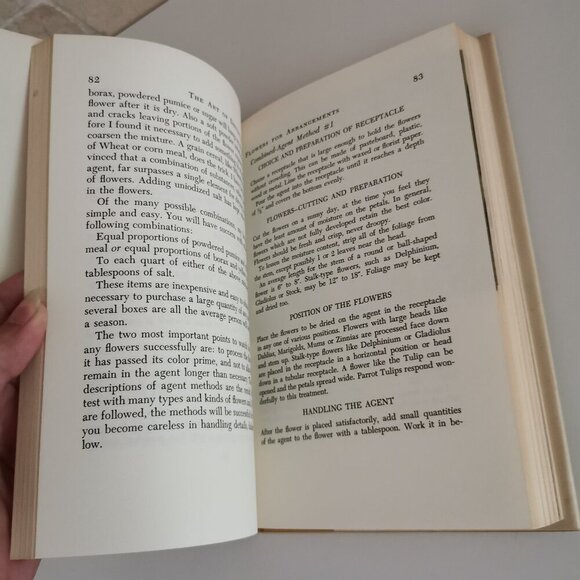 1958 The Art of Drying Plants & Flowers Book Vintage Mabel Squires Yellow Cover - Picture 9 of 11